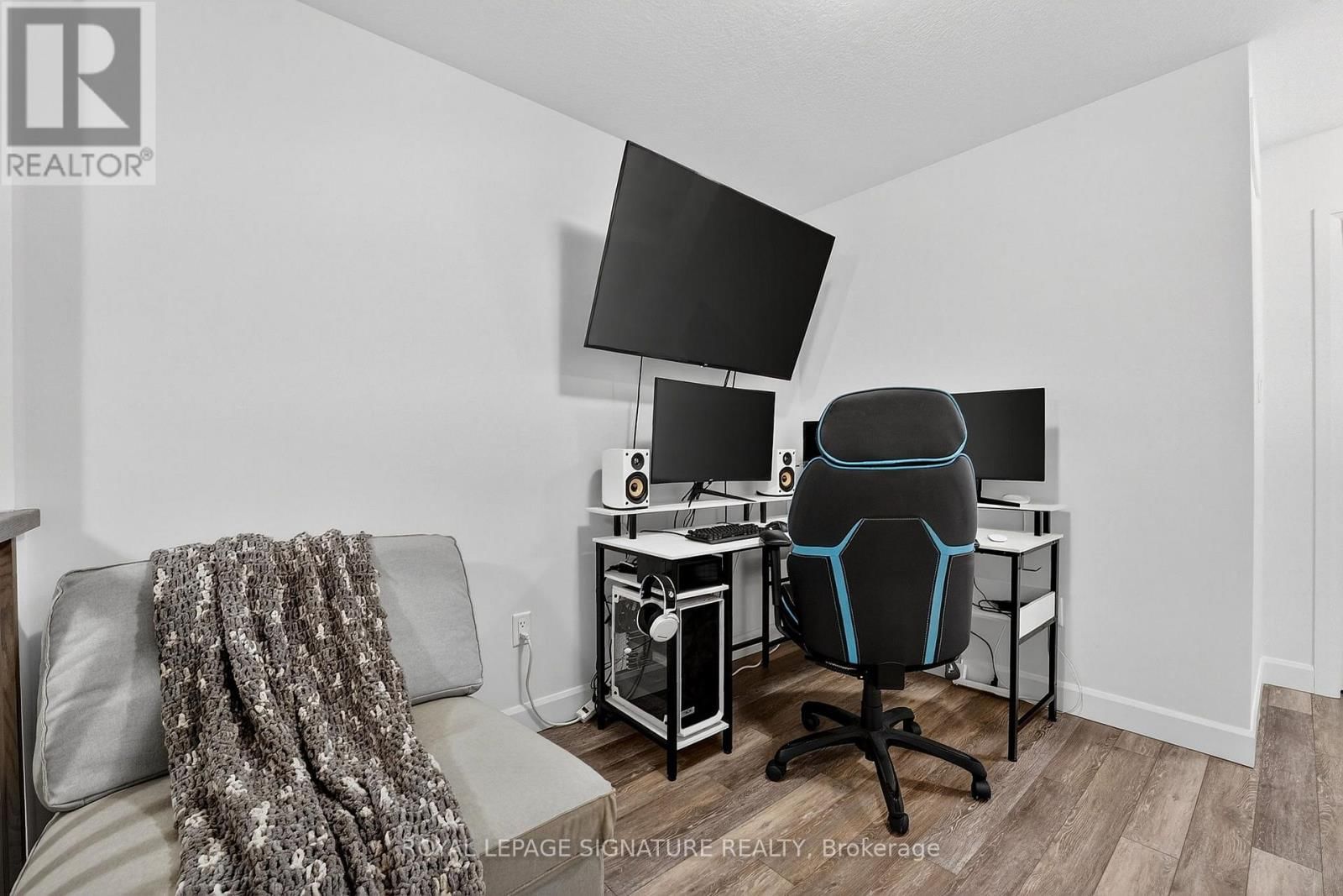 24 CYCLONE WAY Image 16