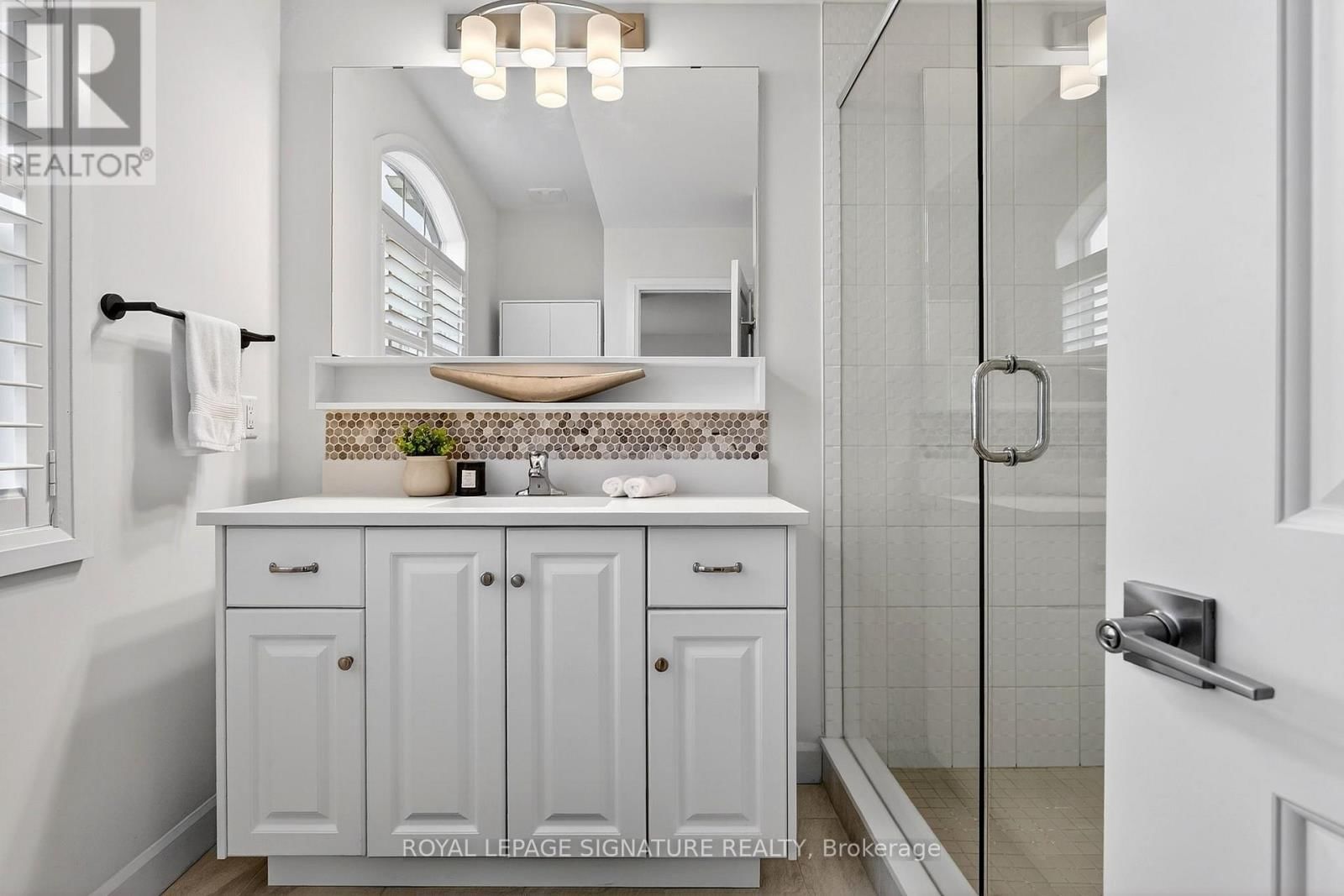 24 CYCLONE WAY Image 22