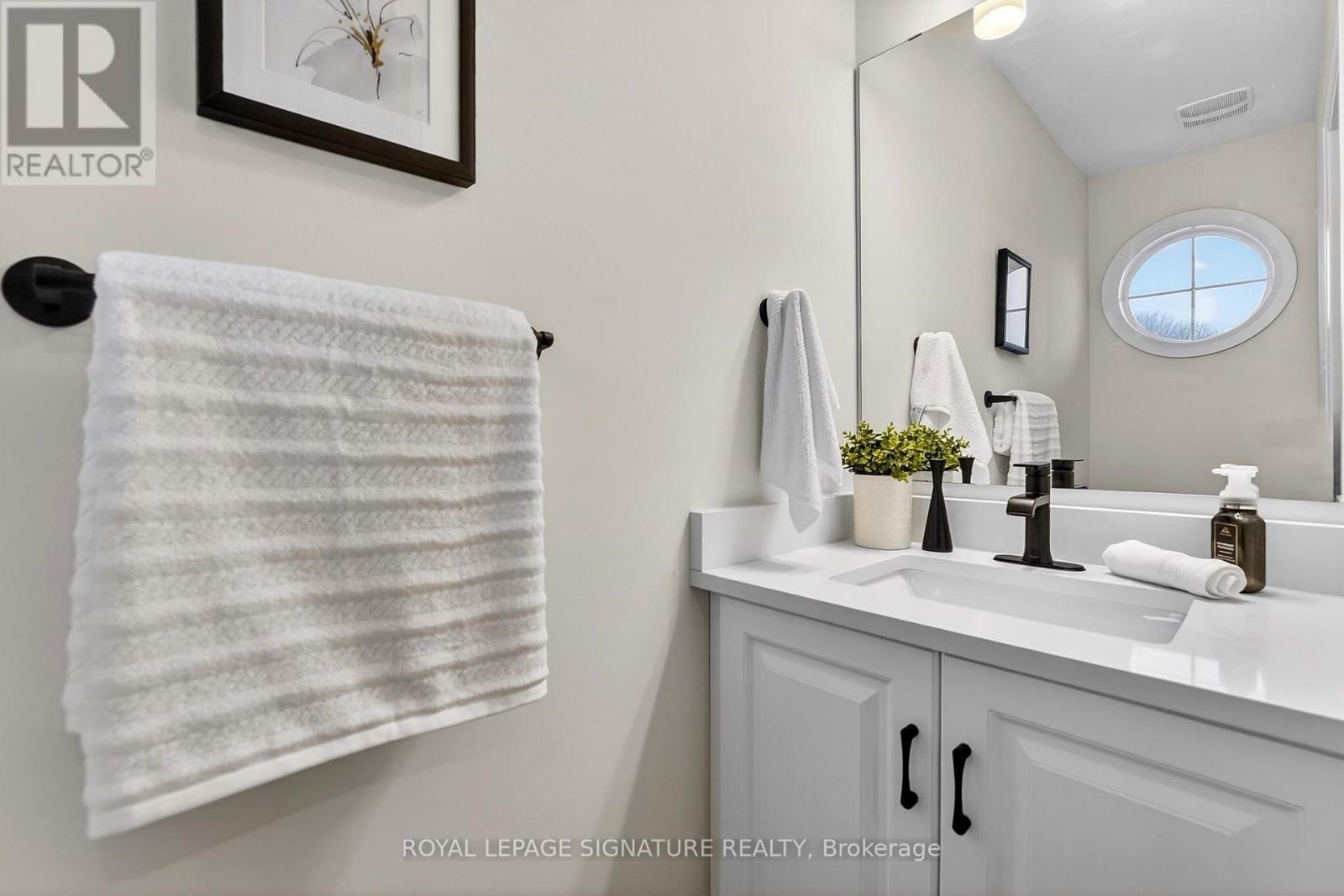 24 CYCLONE WAY Image 29