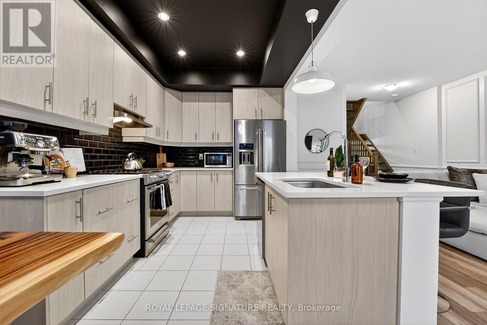 24 CYCLONE WAY Image 9