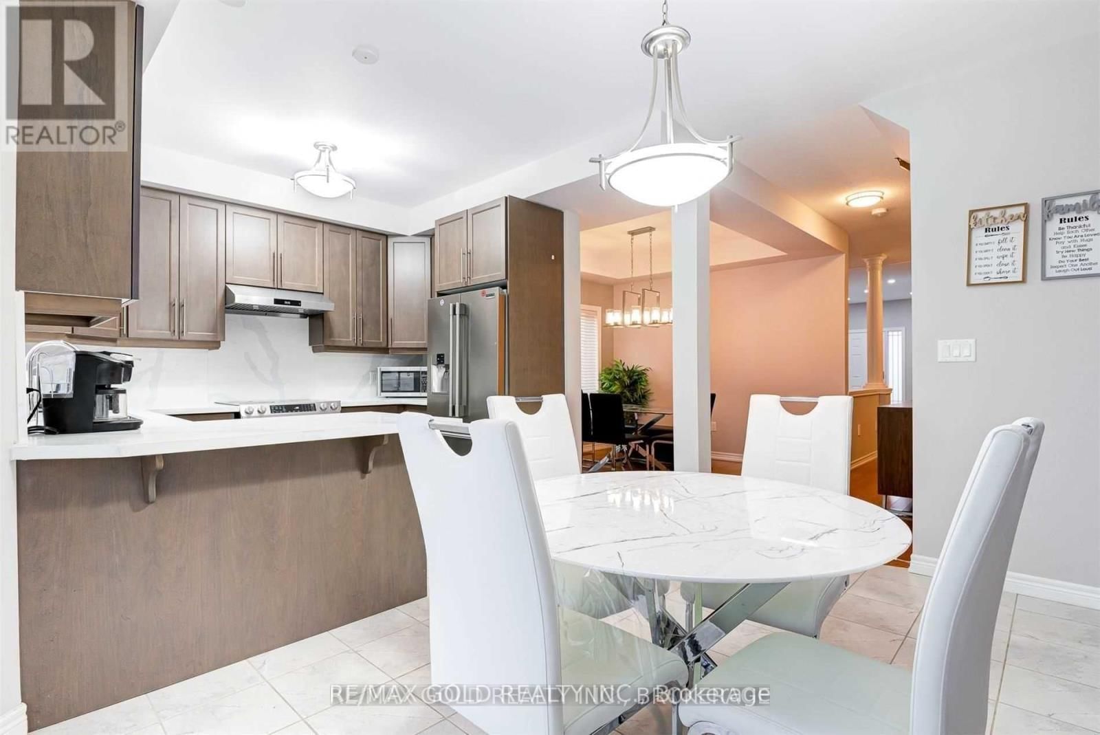 167 ELMBANK TRAIL Image 14