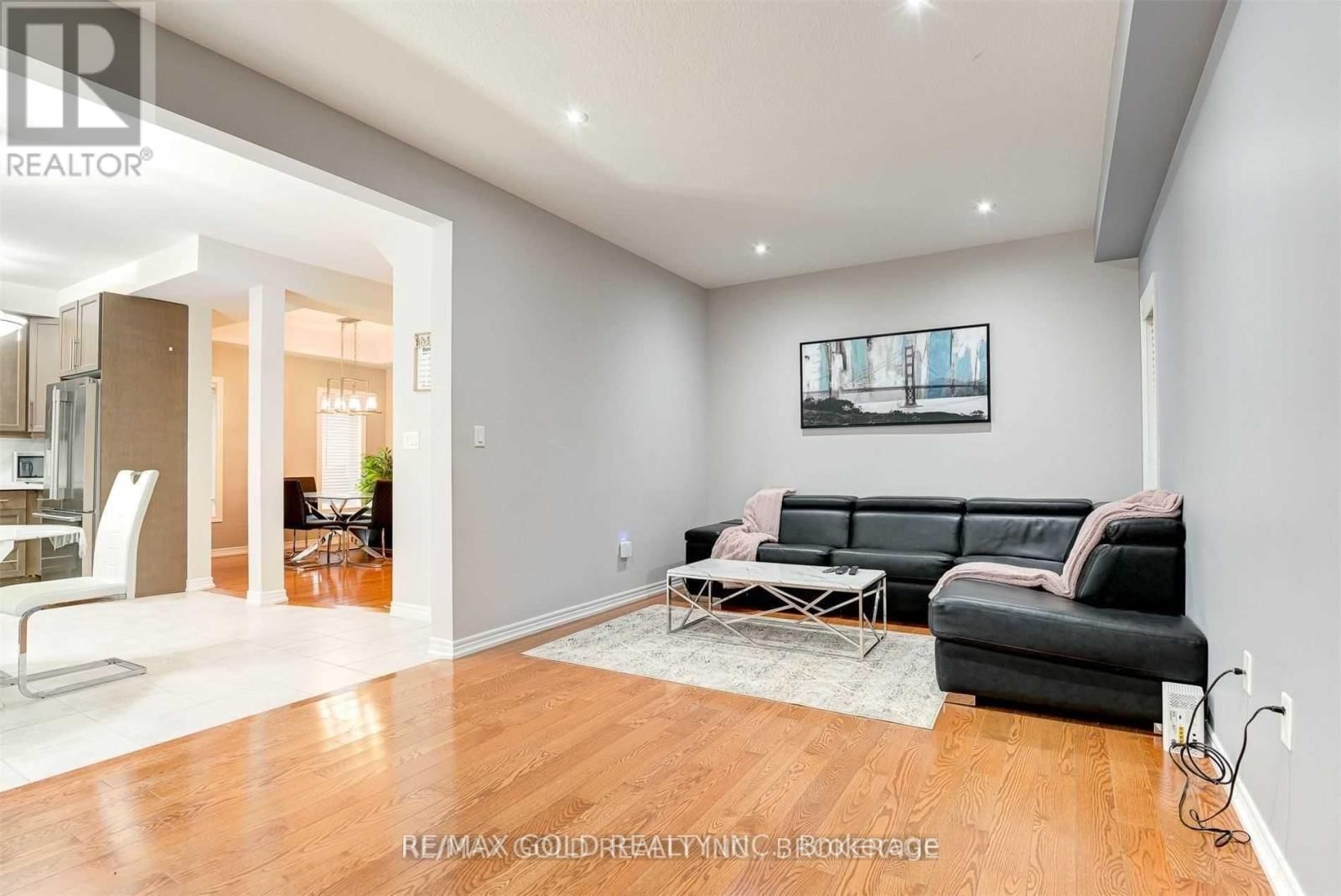 167 ELMBANK TRAIL Image 20