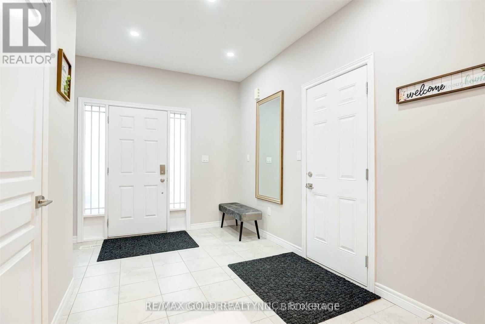 167 ELMBANK TRAIL Image 3