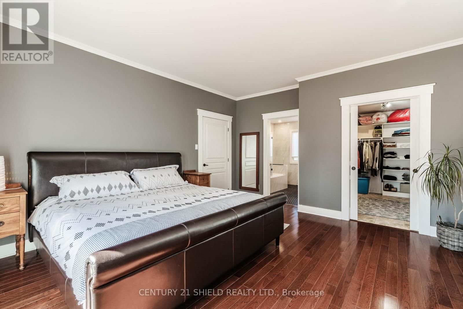 1 FOREST HILL ROAD Image 24