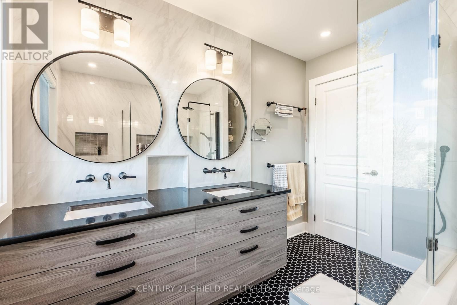 1 FOREST HILL ROAD Image 29