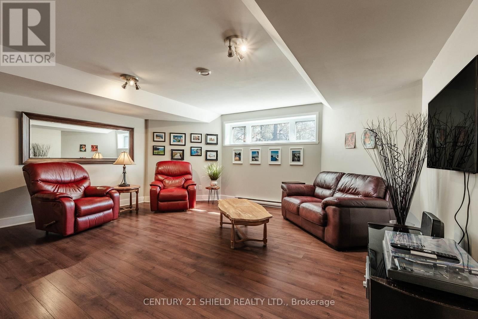 1 FOREST HILL ROAD Image 37