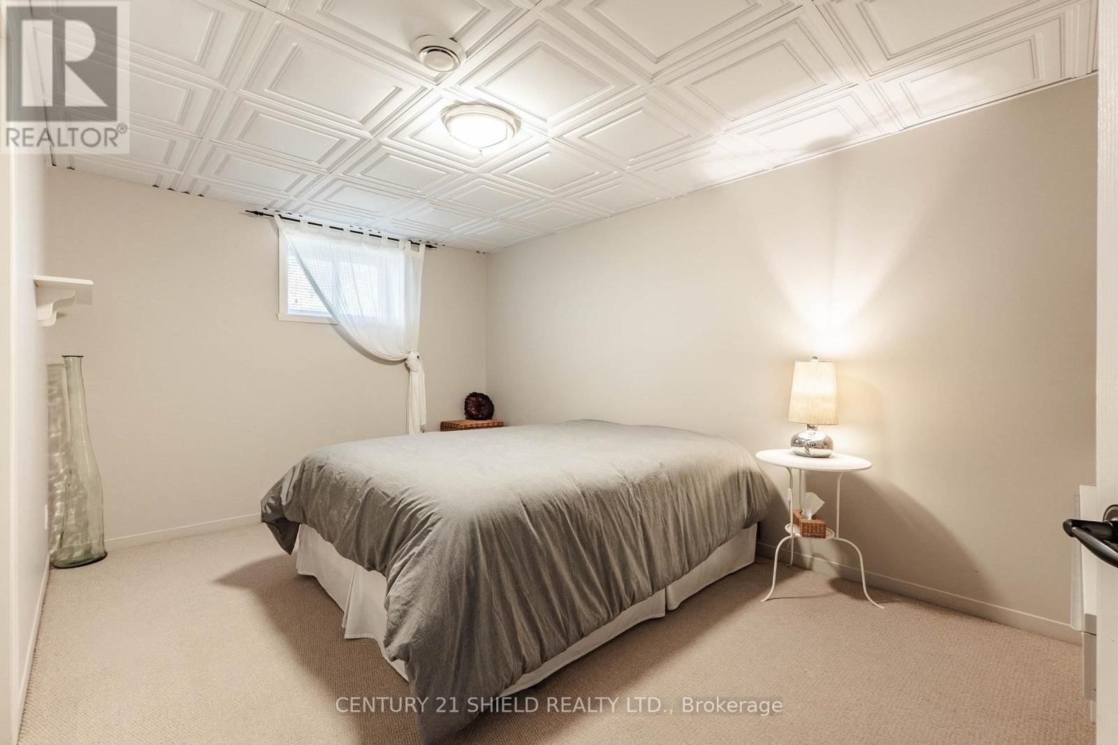 1 FOREST HILL ROAD Image 38