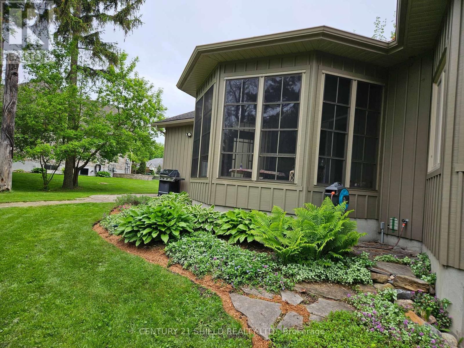 1 FOREST HILL ROAD Image 47