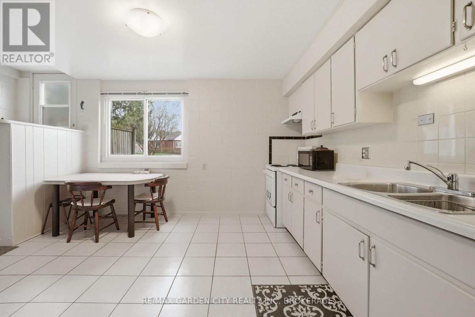 2-8 RIVERVIEW BOULEVARD Image 10