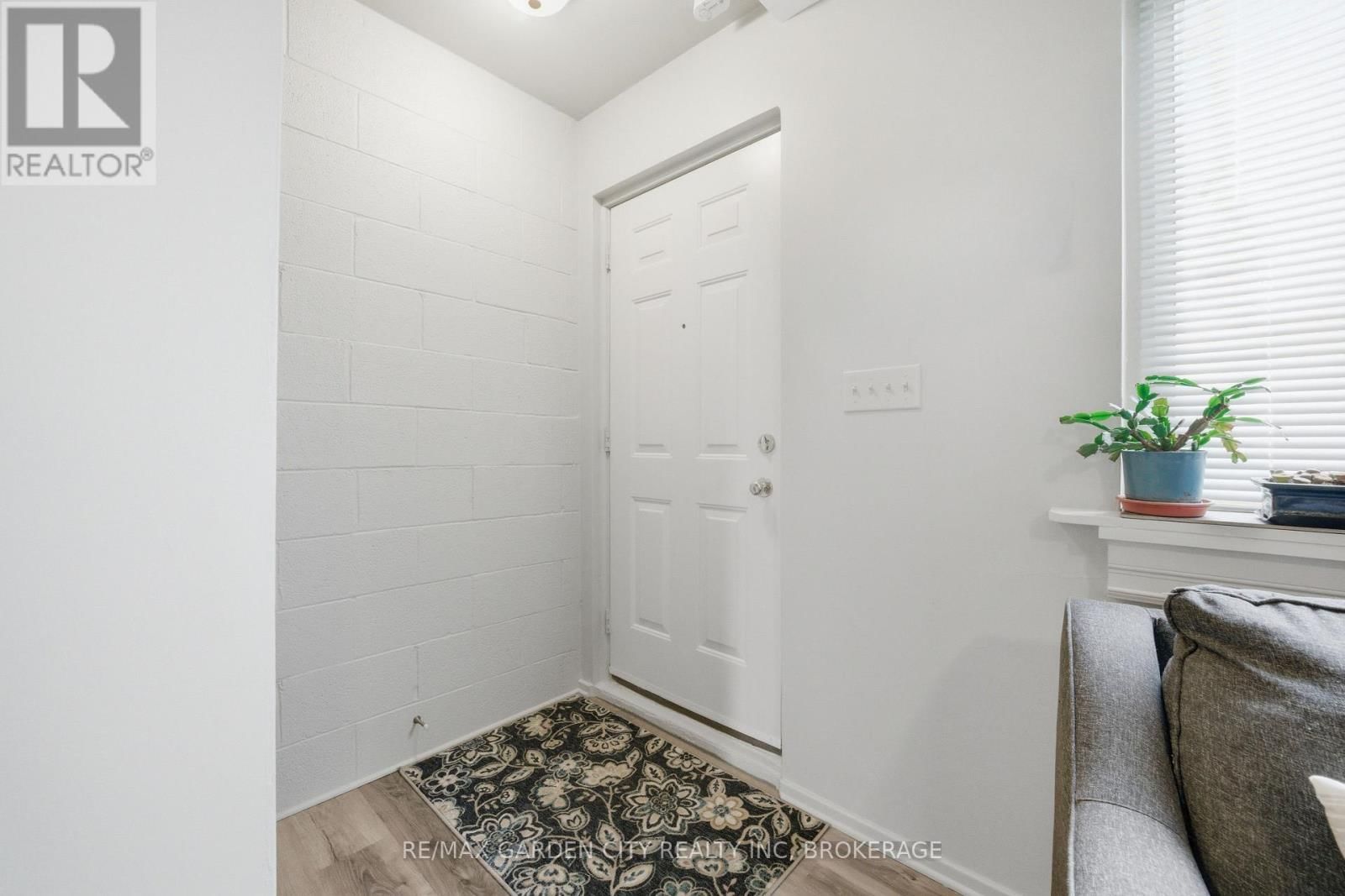 2-8 RIVERVIEW BOULEVARD Image 14