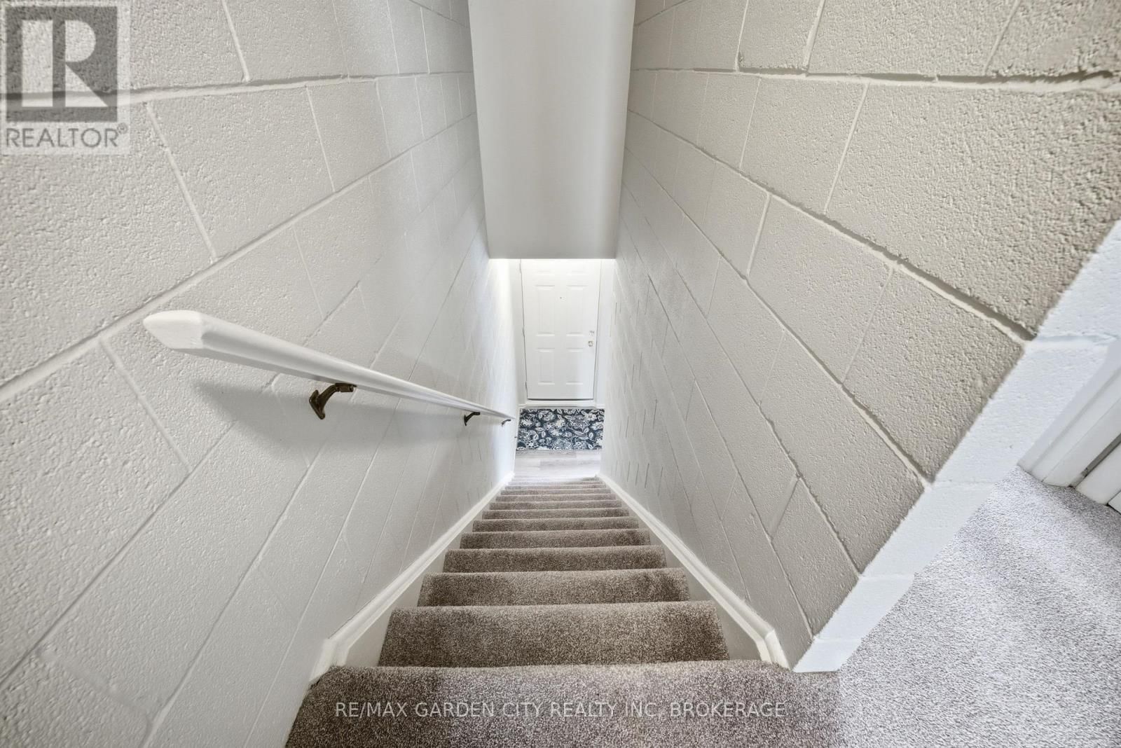 2-8 RIVERVIEW BOULEVARD Image 21