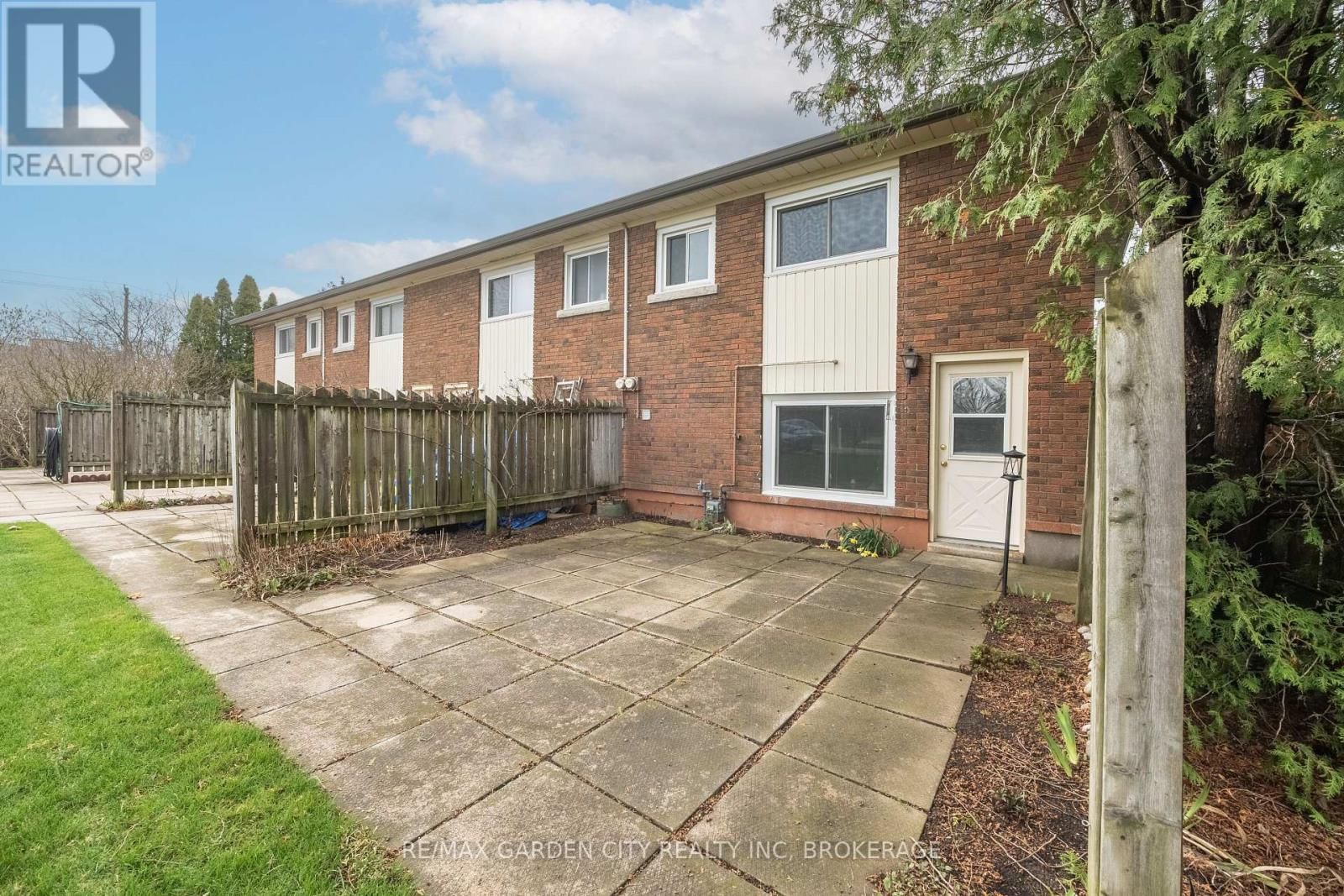 2-8 RIVERVIEW BOULEVARD Image 4