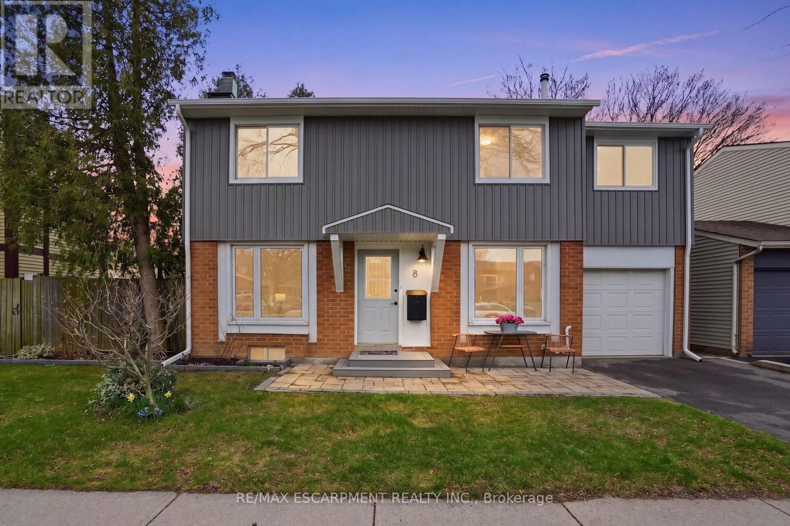 8 CHUDLEIGH STREET Image 1