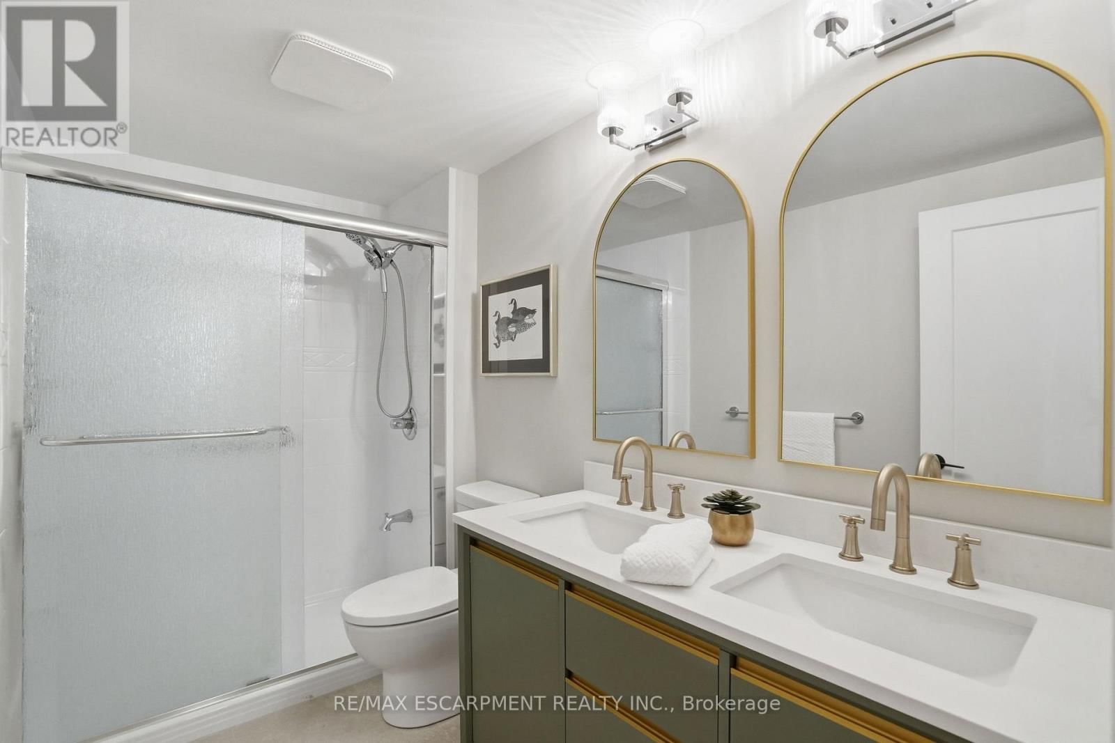 8 CHUDLEIGH STREET Image 28