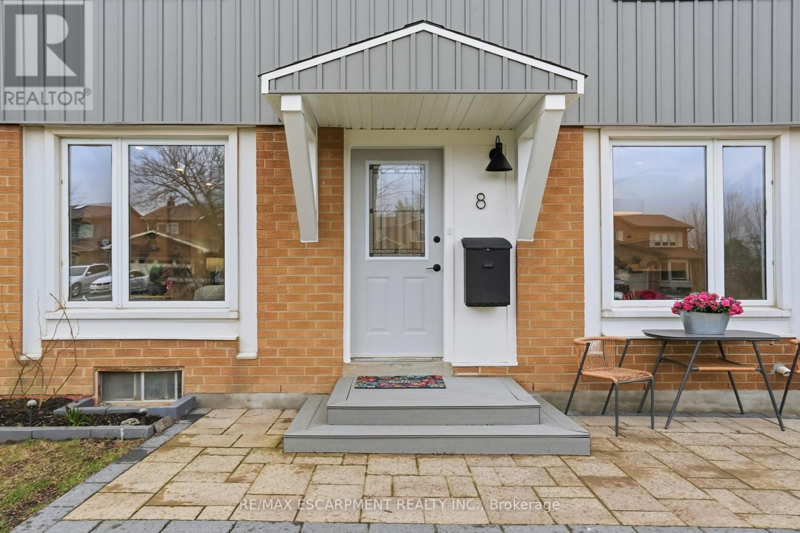 8 CHUDLEIGH STREET Image 3