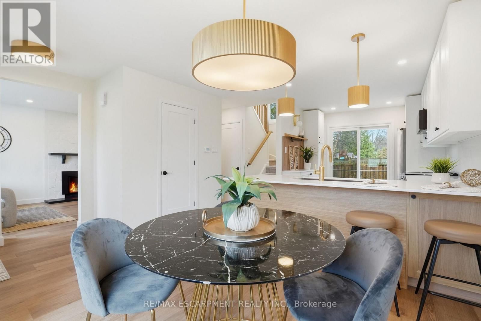 8 CHUDLEIGH STREET Image 7