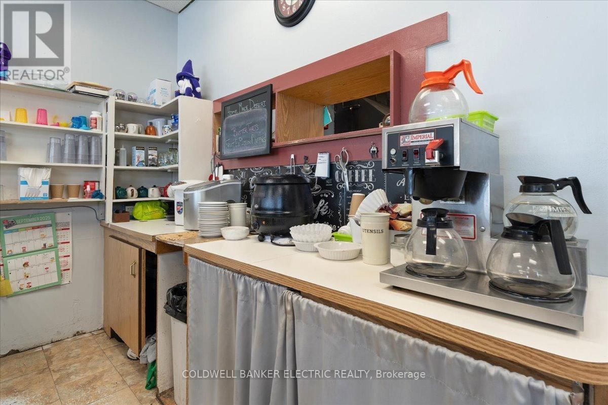 Unit #10 - 833 CHEMONG ROAD Image 23