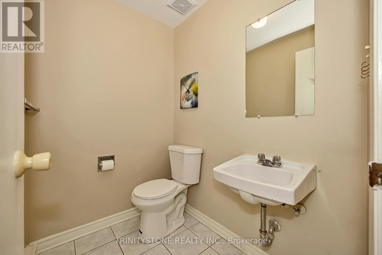 57 - 811 CONNAUGHT AVENUE Image 35