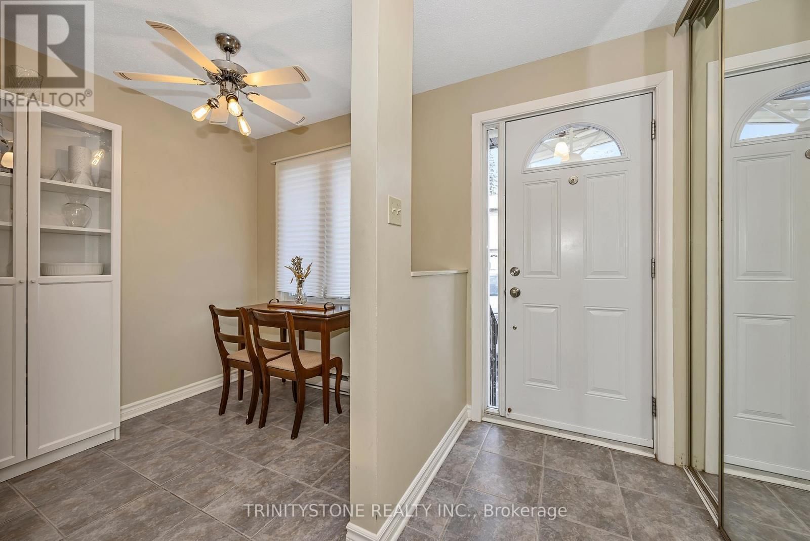 57 - 811 CONNAUGHT AVENUE Image 6