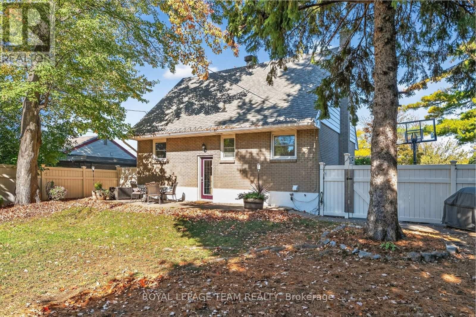 1314 RANDALL AVENUE Image 29