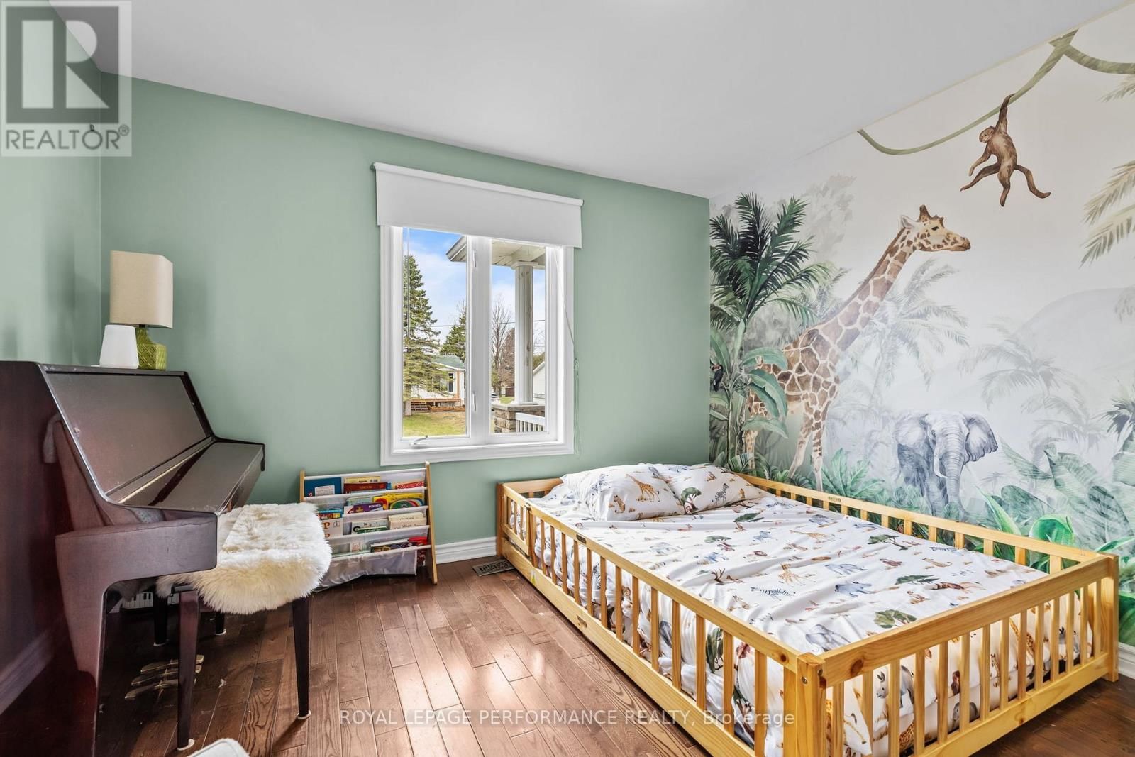 14 MARIA STREET Image 19