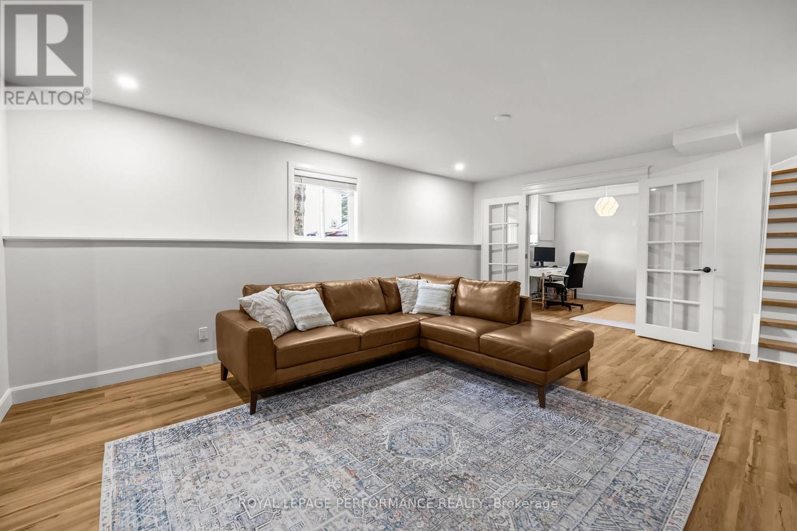 14 MARIA STREET Image 24