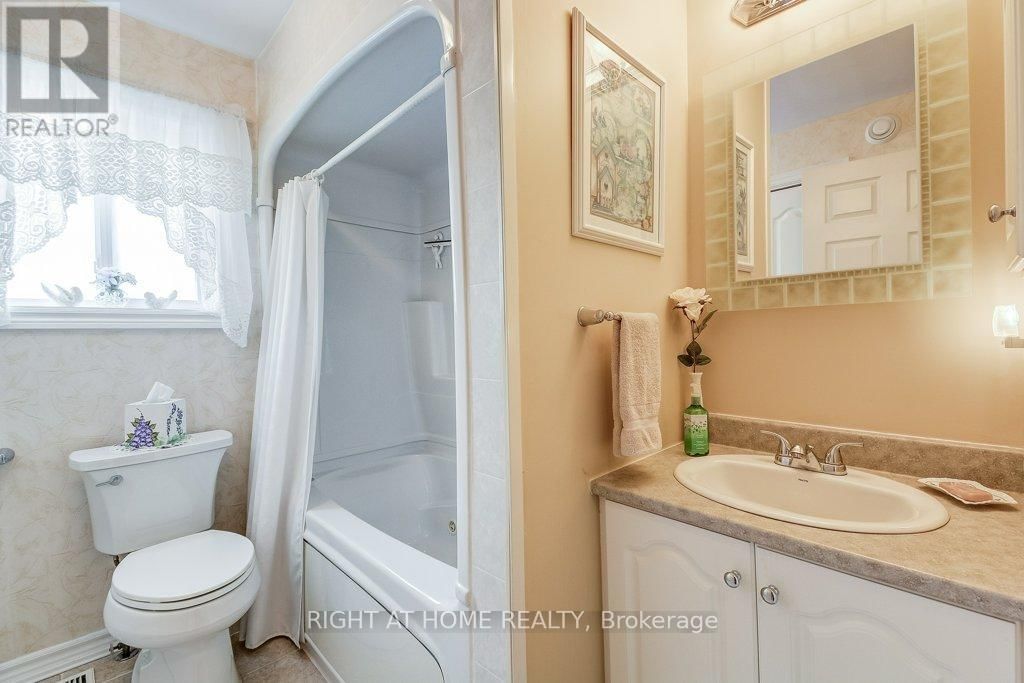 126 GLENARIFF DRIVE Image 18