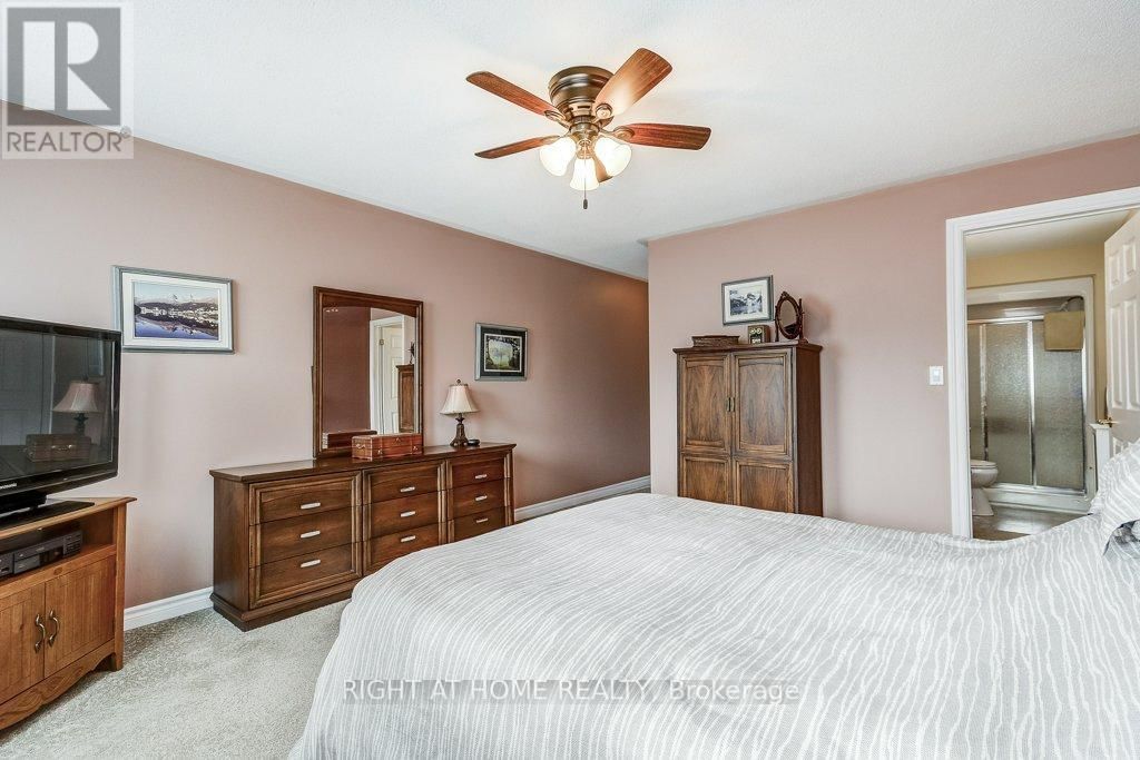 126 GLENARIFF DRIVE Image 22