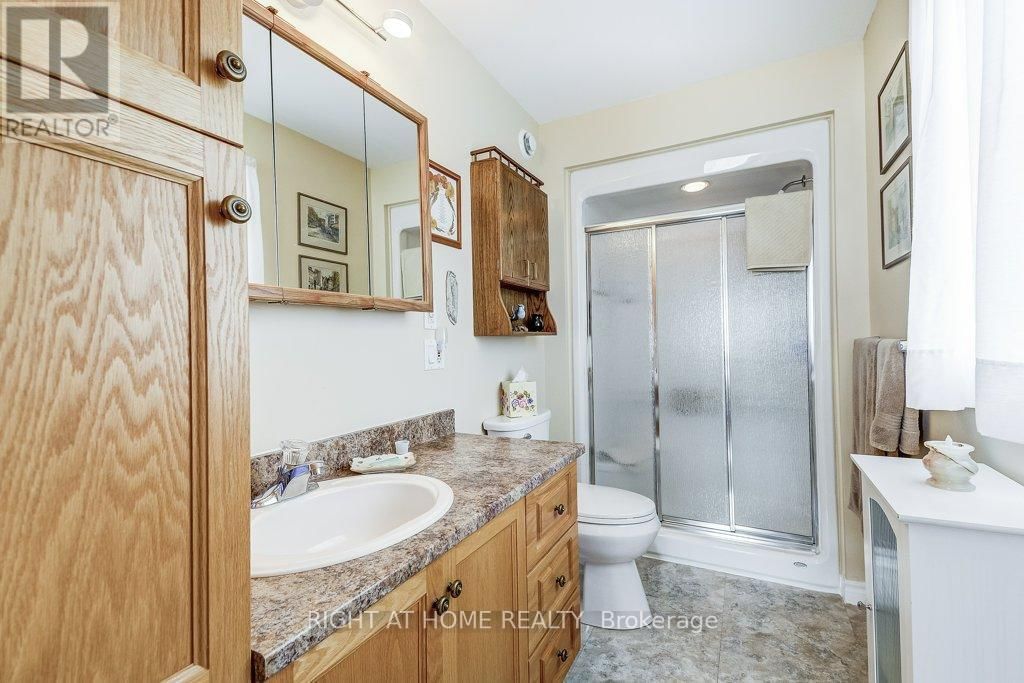 126 GLENARIFF DRIVE Image 23