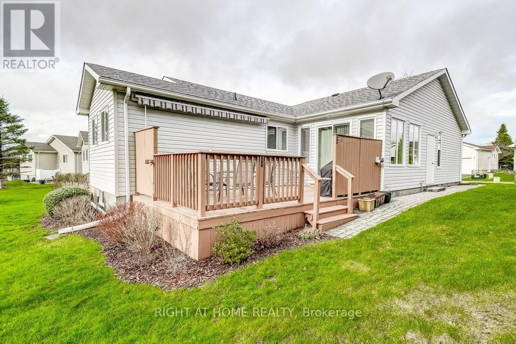 126 GLENARIFF DRIVE Image 33