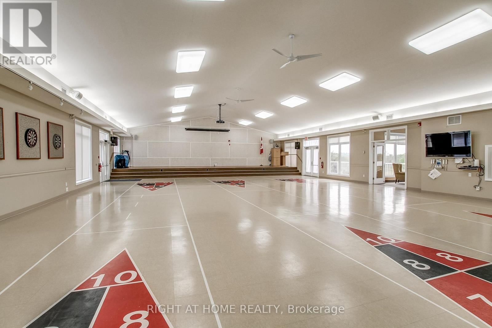 126 GLENARIFF DRIVE Image 43