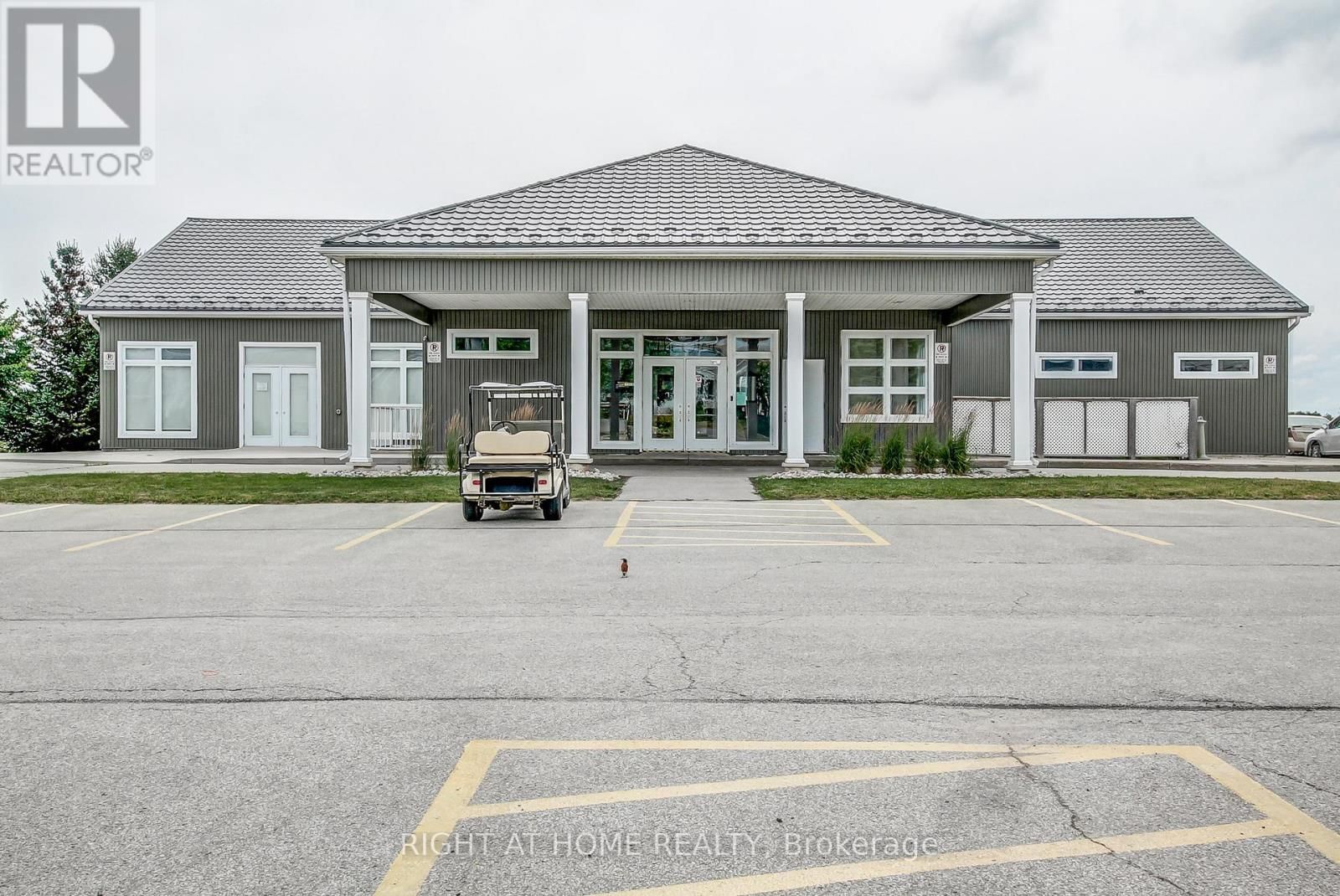 126 GLENARIFF DRIVE Image 44