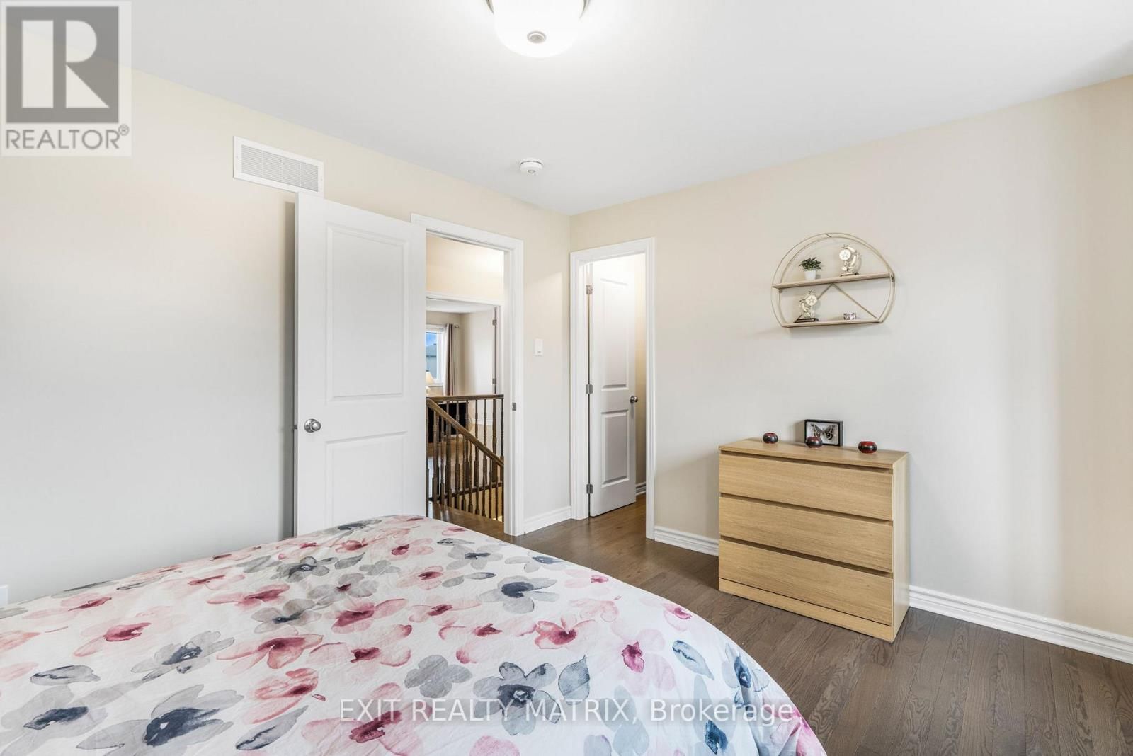 700 NAMUR STREET Image 25