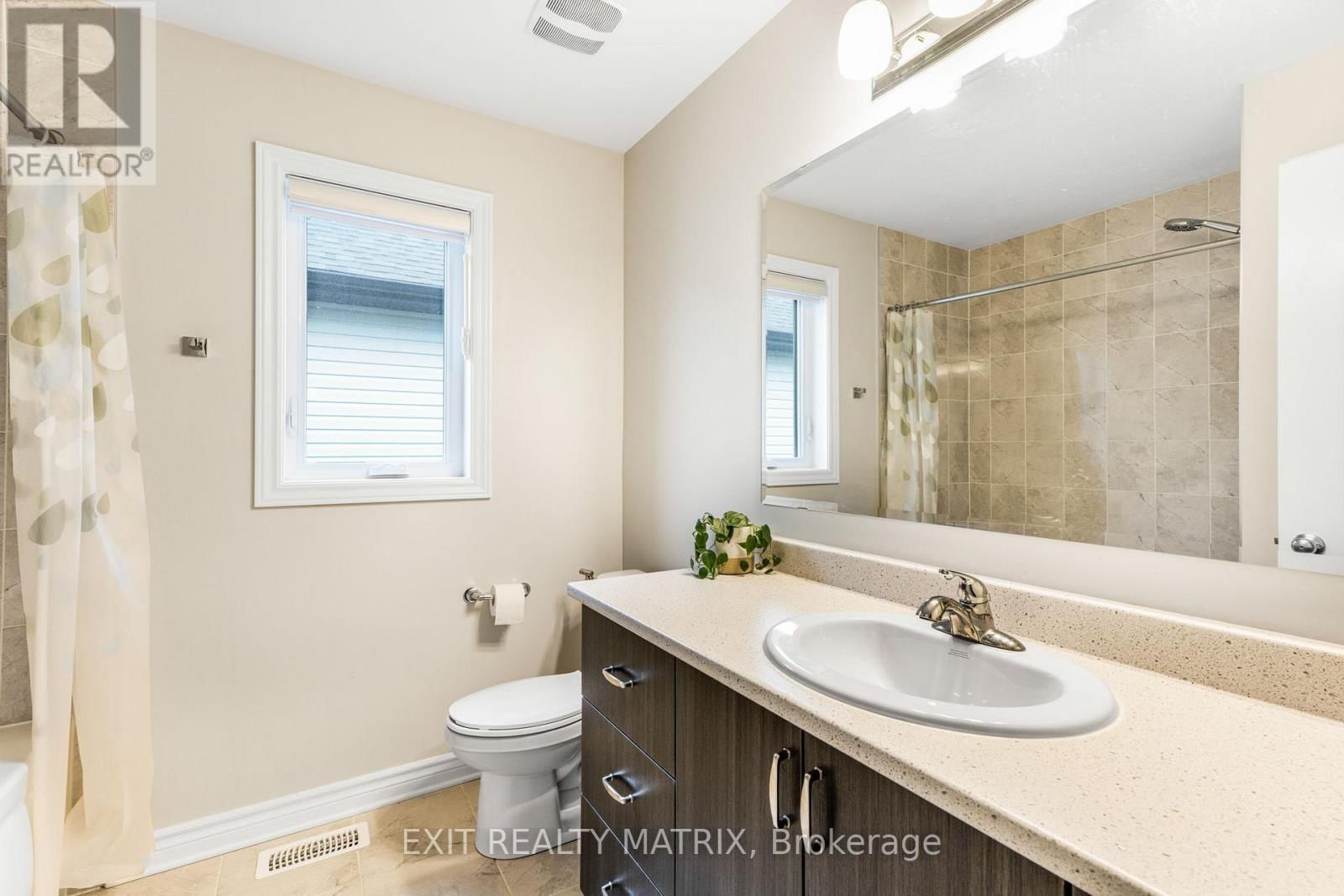 700 NAMUR STREET Image 28