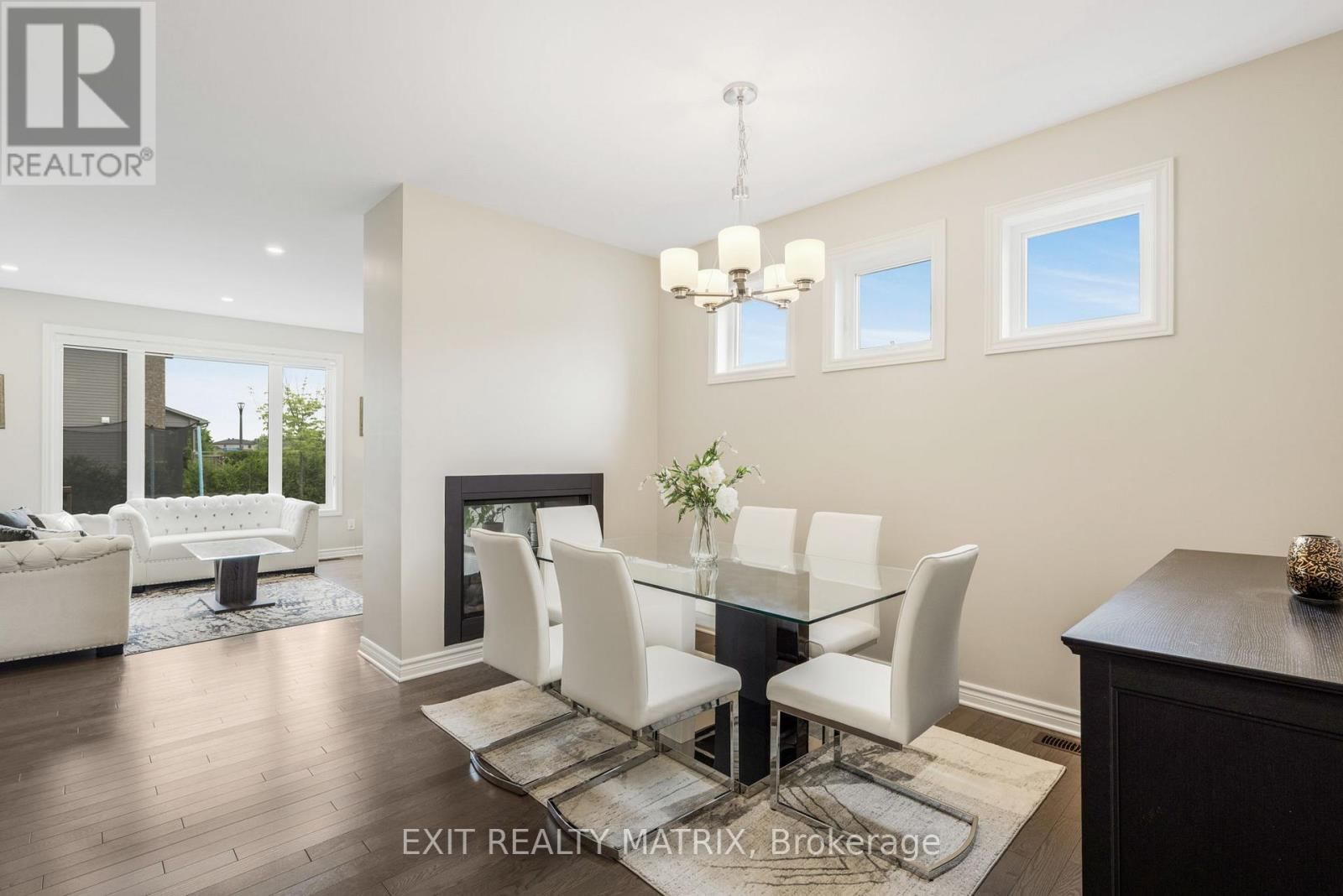 700 NAMUR STREET Image 4