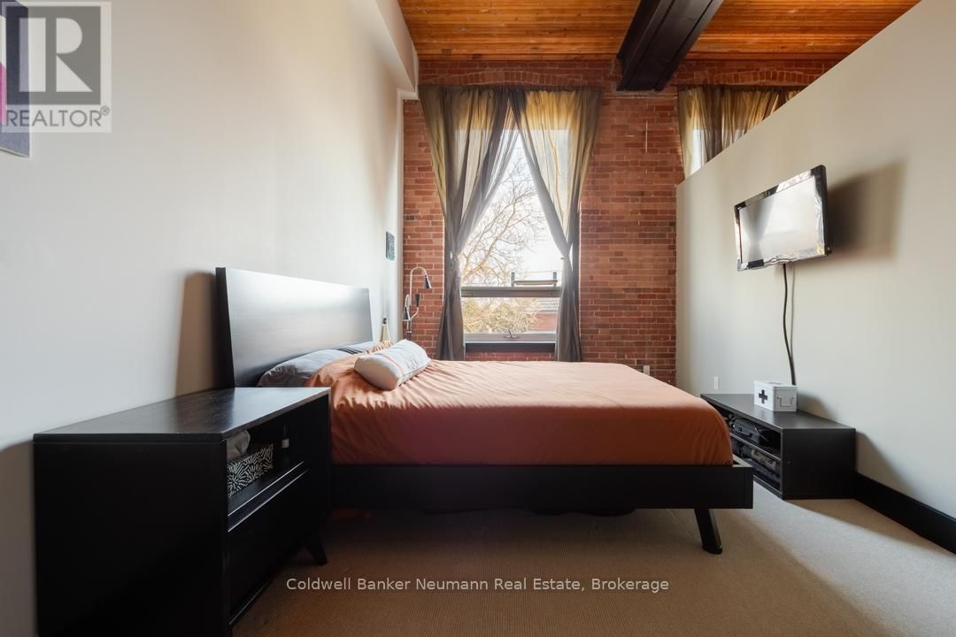 221 - 26 ONTARIO STREET Image 13