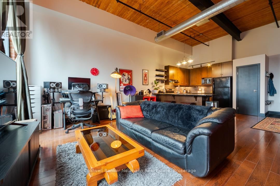 221 - 26 ONTARIO STREET Image 24