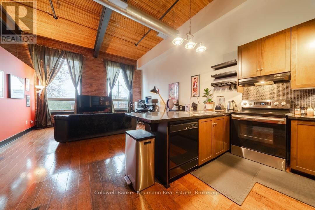 221 - 26 ONTARIO STREET Image 29