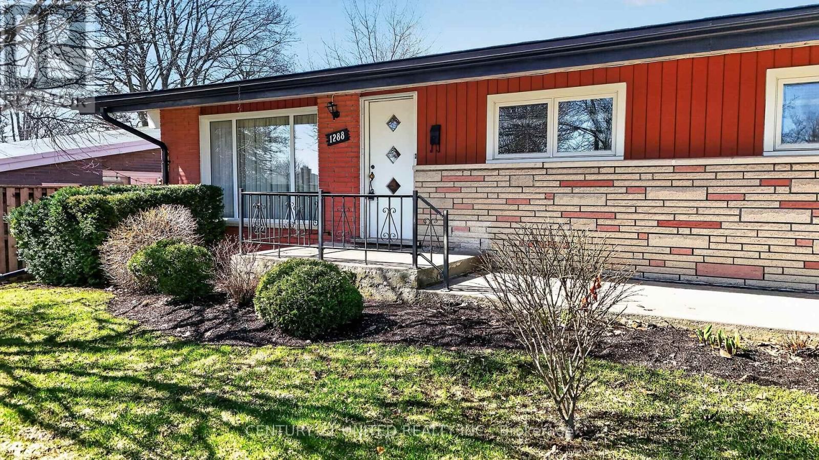 1288 ALGONQUIN BOULEVARD Image 5