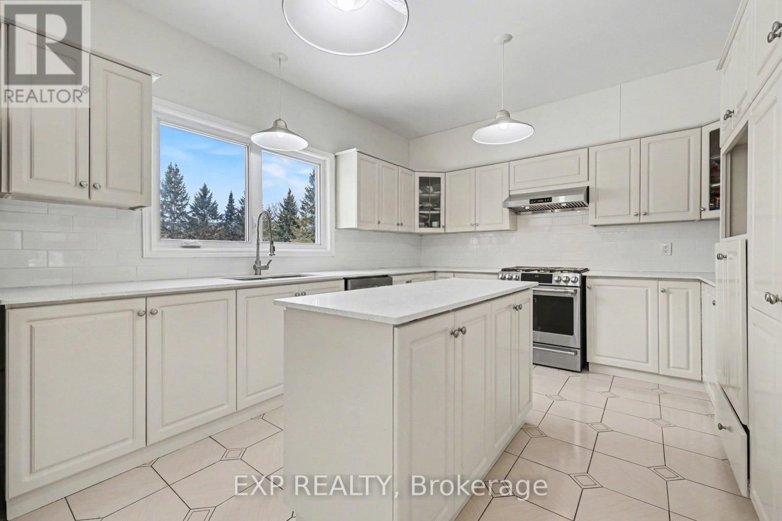 5749 KNIGHTS DRIVE Image 11