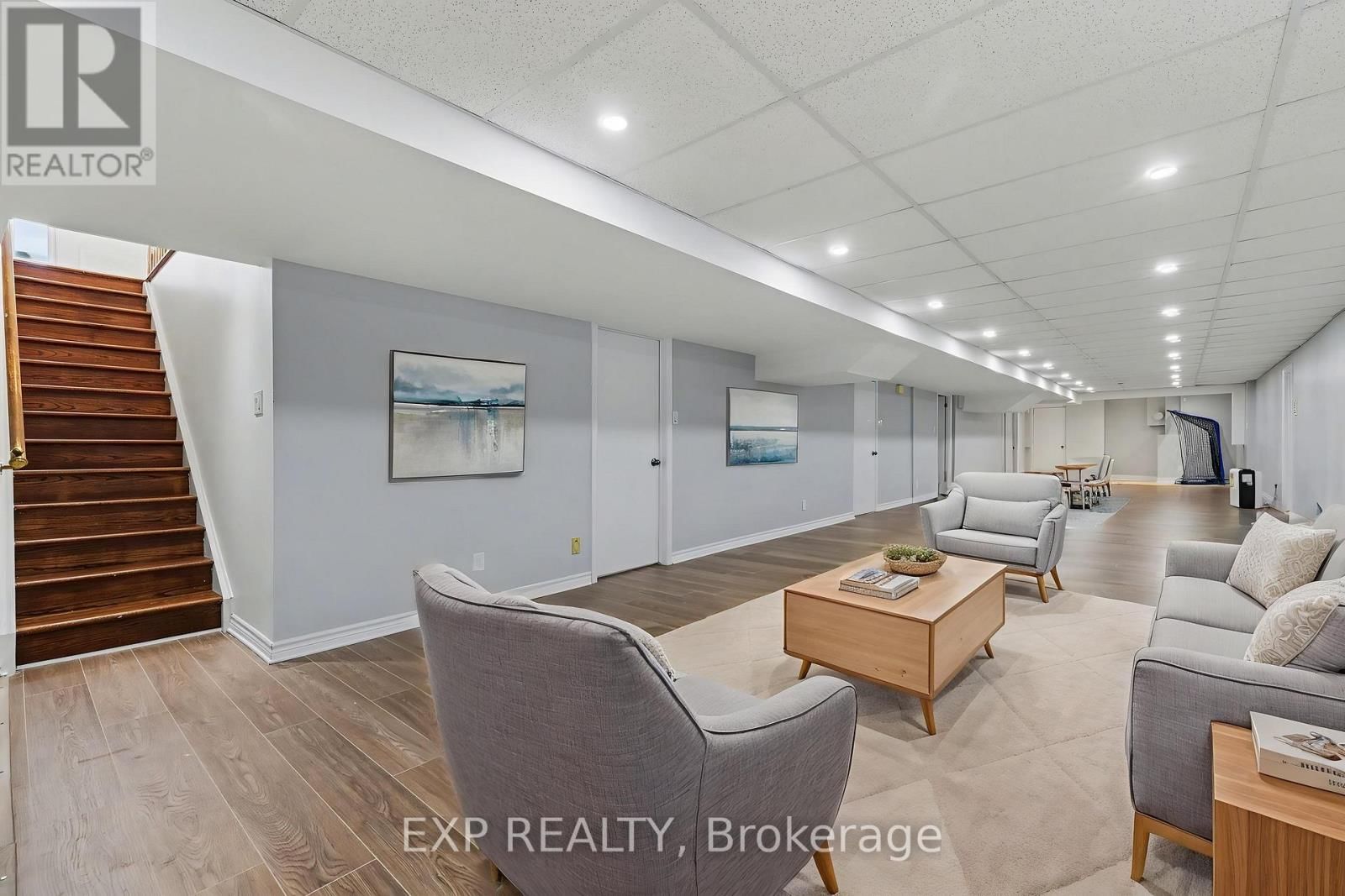 5749 KNIGHTS DRIVE Image 32