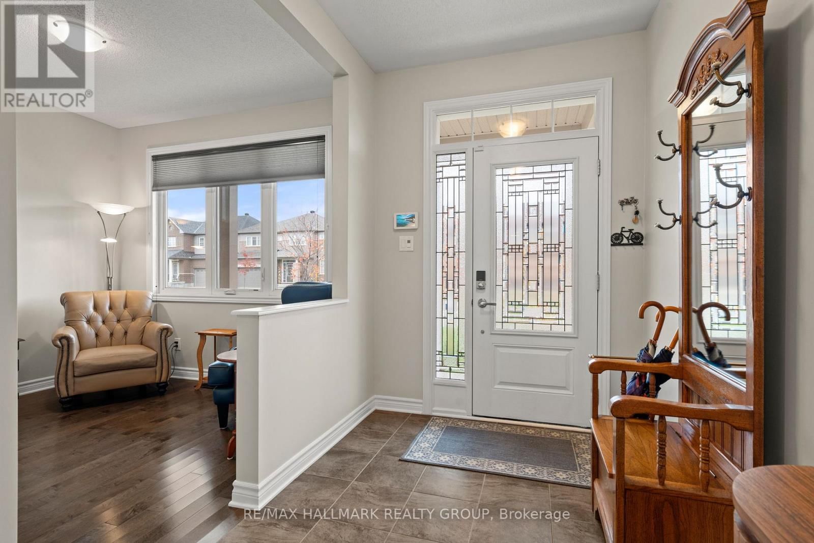 321 HEPATICA WAY Image 2