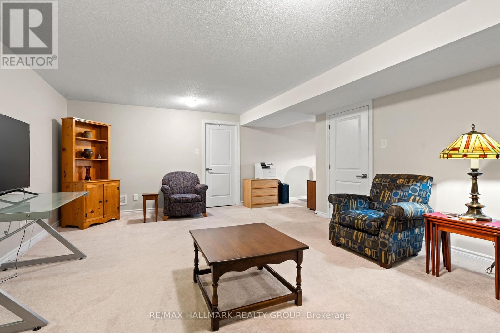 321 HEPATICA WAY Image 27