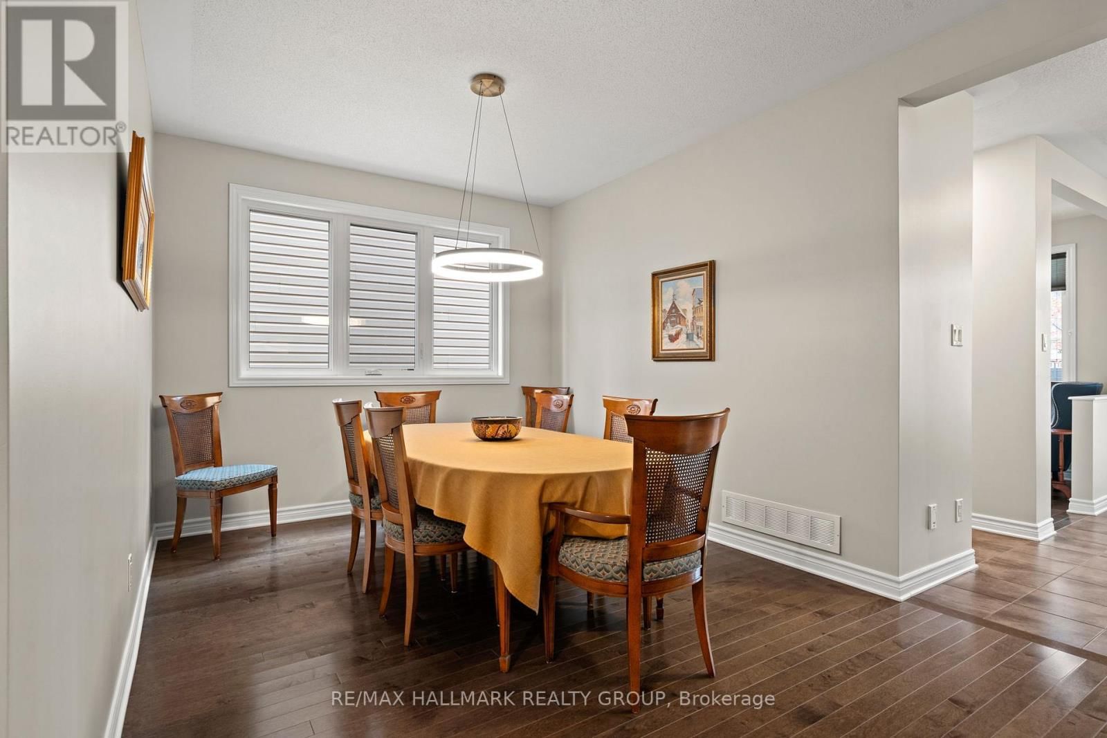 321 HEPATICA WAY Image 9