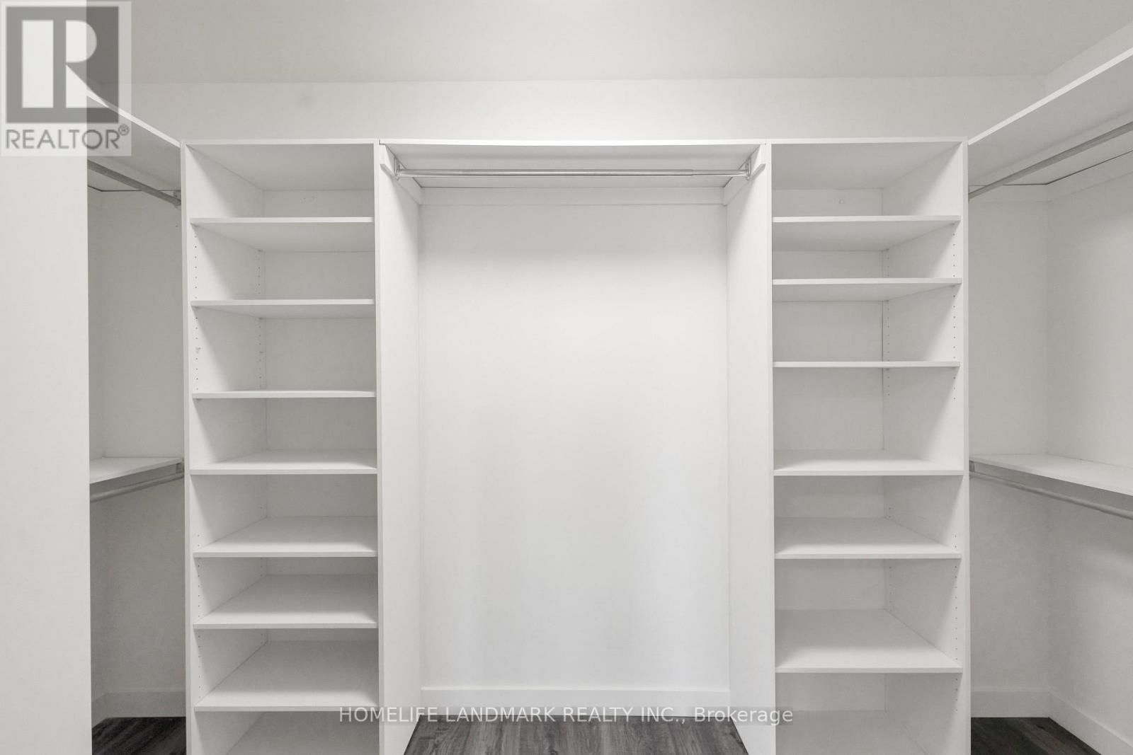 579 PARADISE CRESCENT Image 24