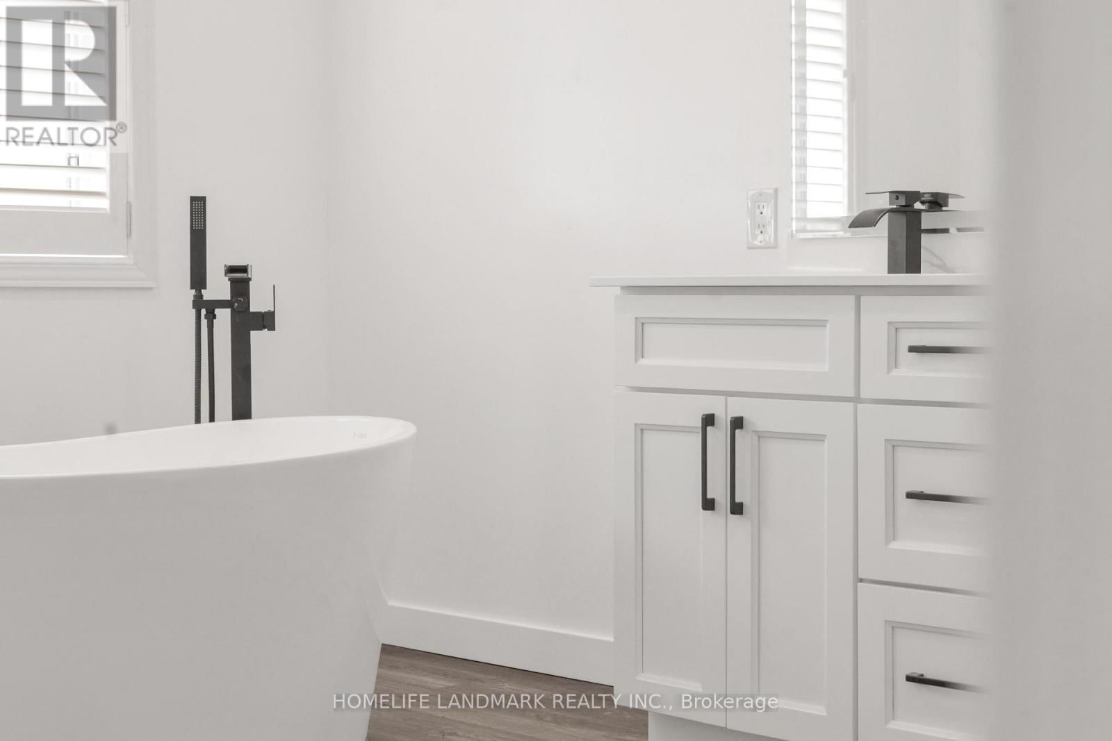 579 PARADISE CRESCENT Image 26