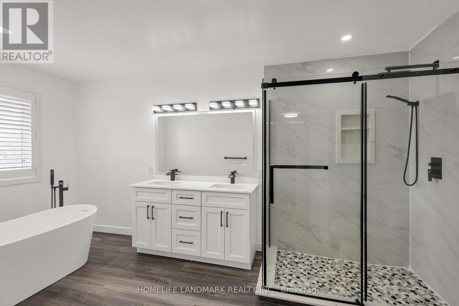 579 PARADISE CRESCENT Image 27