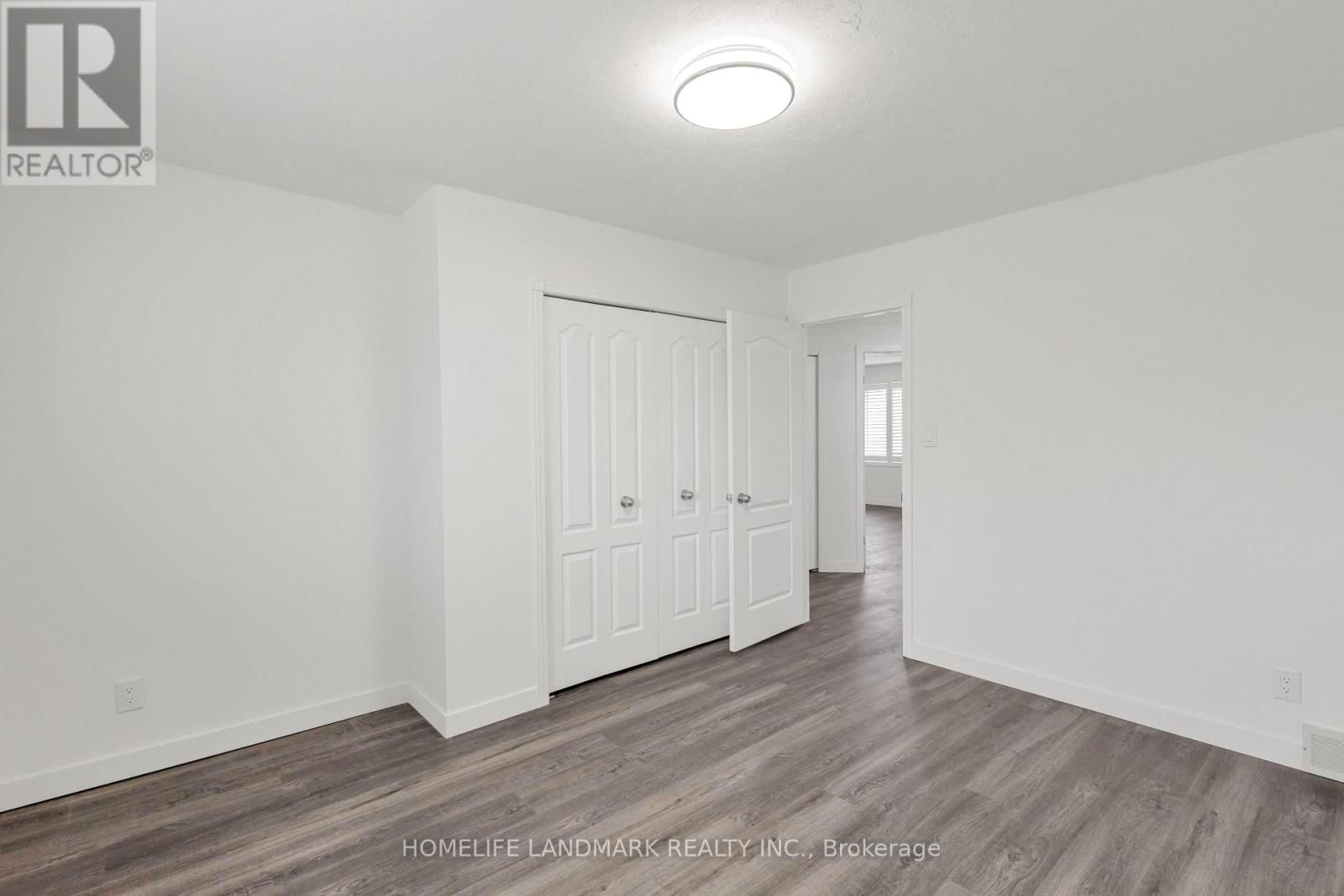 579 PARADISE CRESCENT Image 28