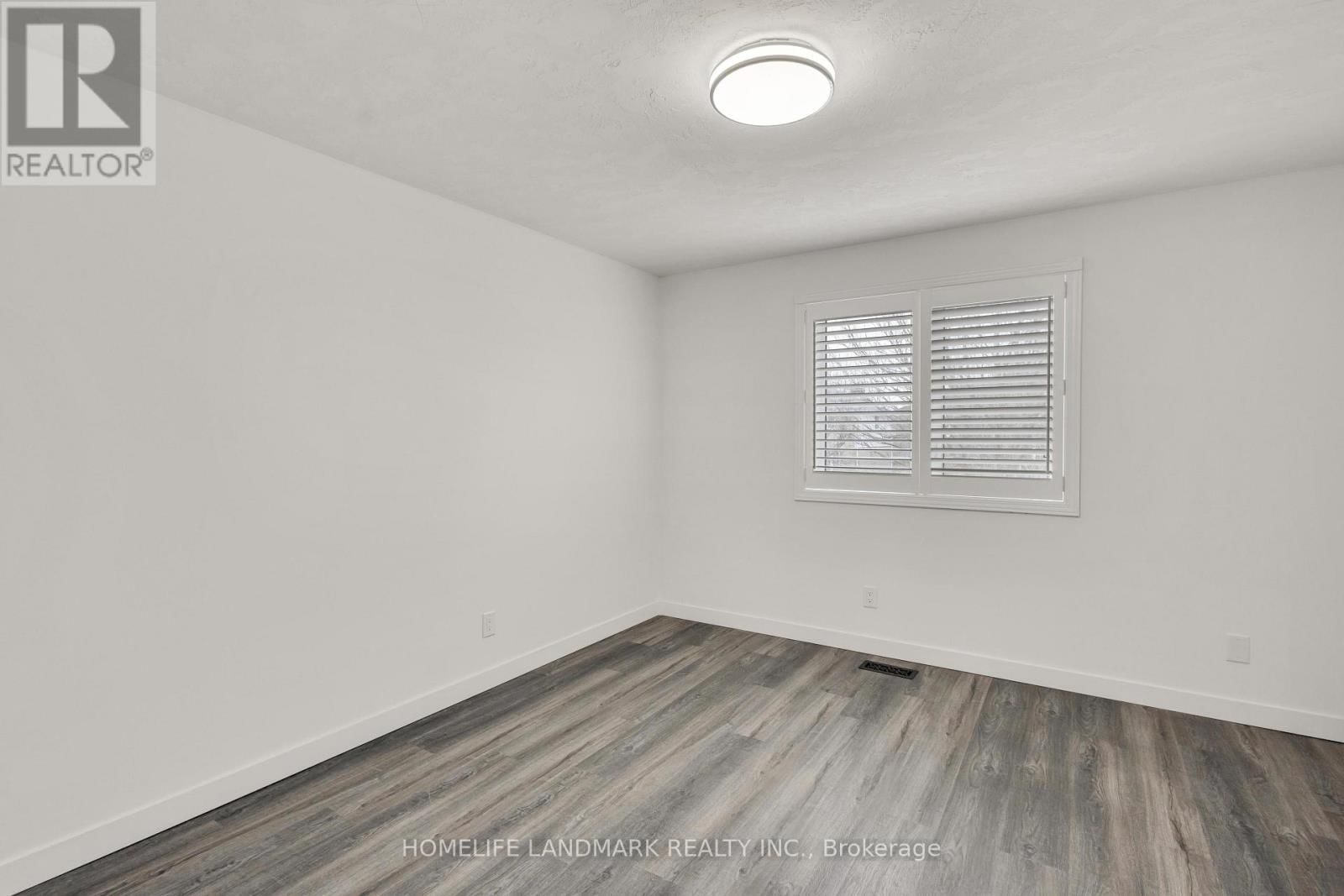 579 PARADISE CRESCENT Image 29