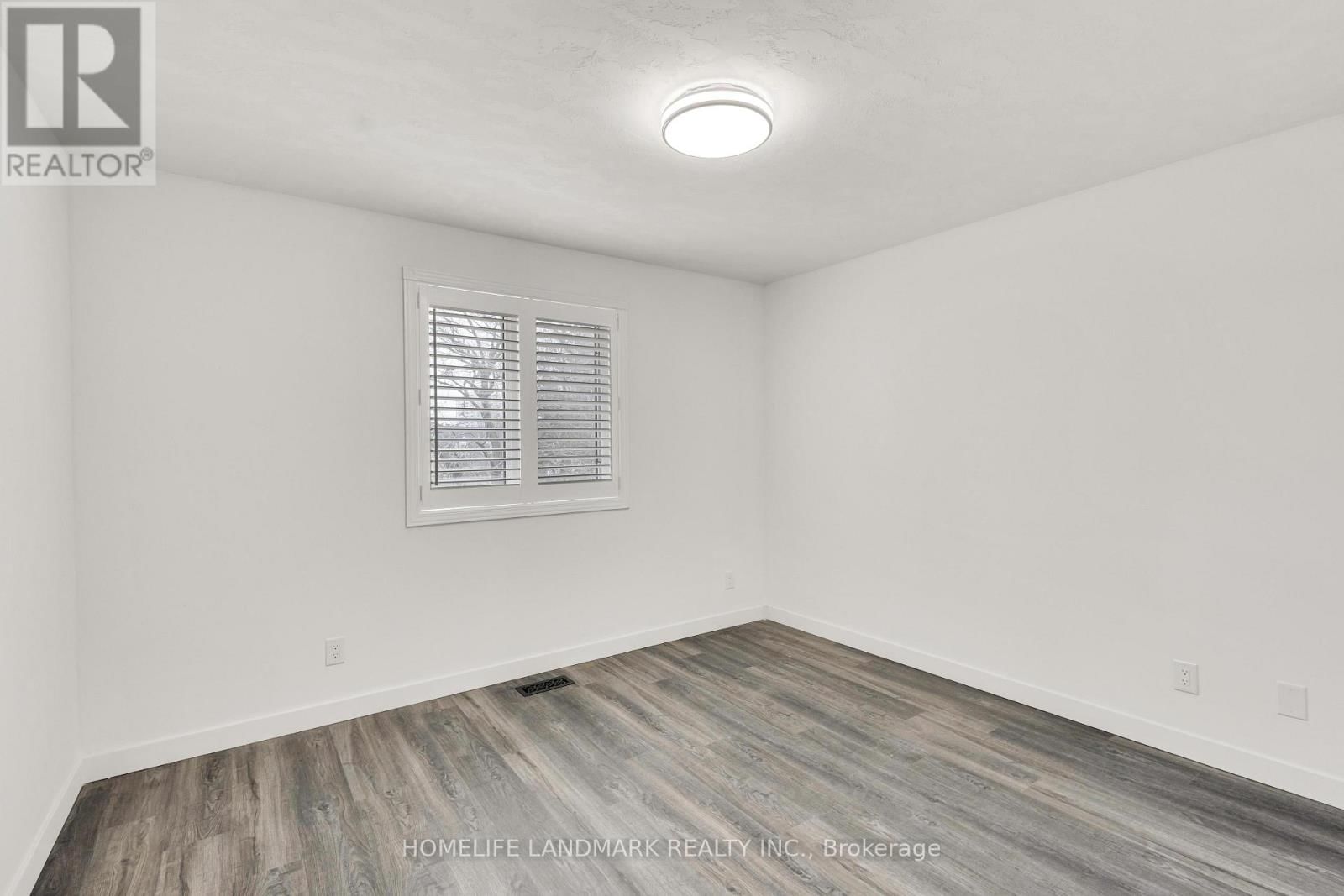 579 PARADISE CRESCENT Image 31